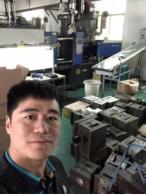 倒閉潮?真的么?制造業(yè)轉(zhuǎn)型:跨境電商的機(jī)遇之門